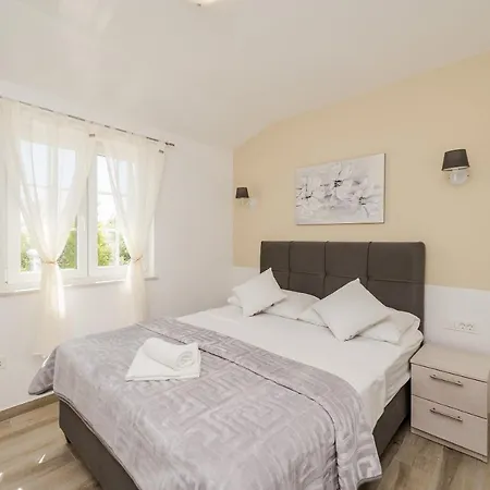 Villa St Vid 1